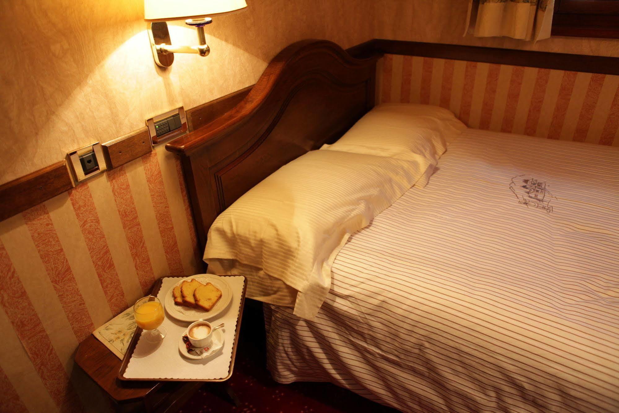 Hotel Petit Prince アンタニョド エクステリア 写真